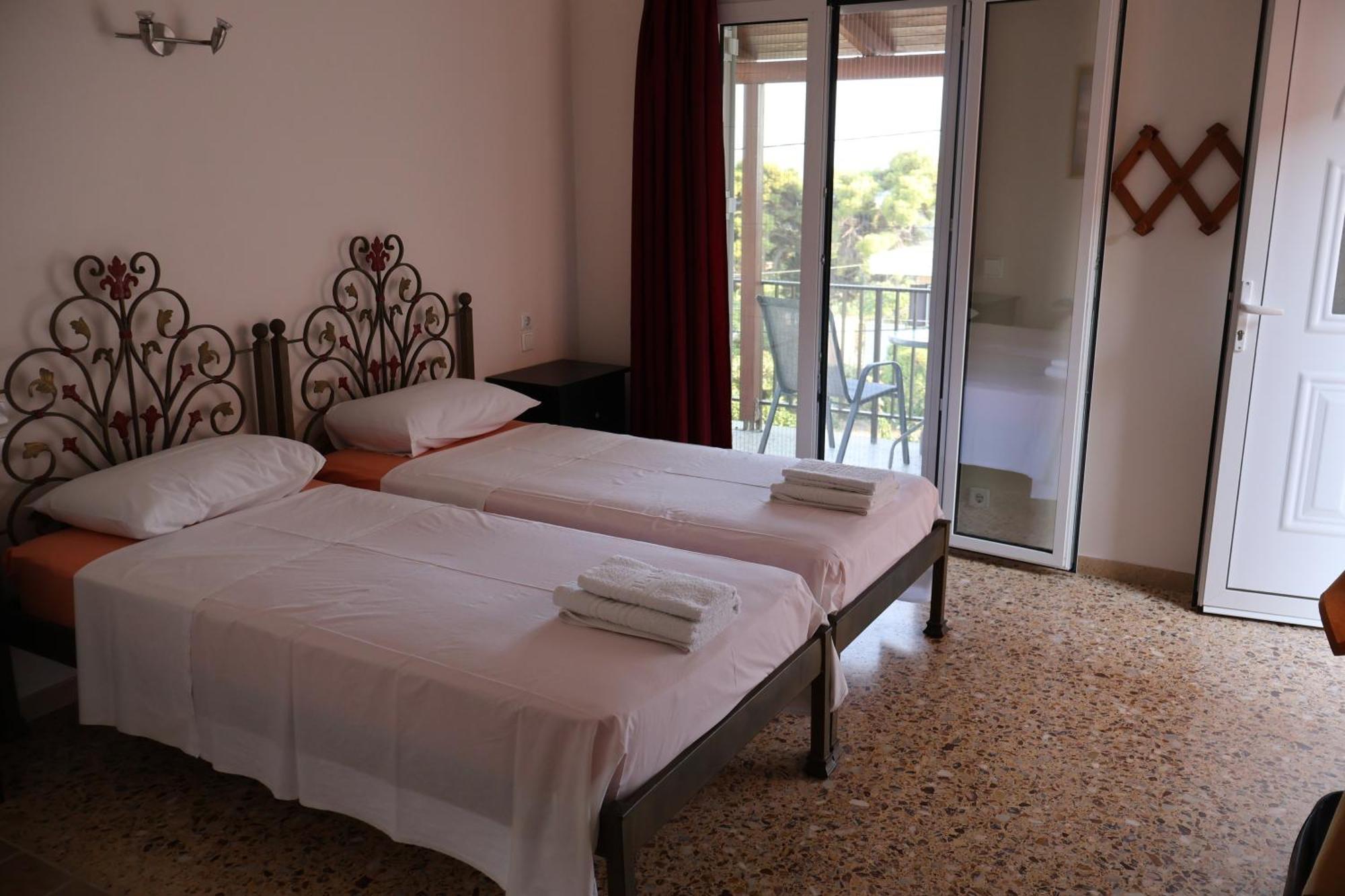 Filippos Apartments "Room 5" No Kitchen Spartia  Ngoại thất bức ảnh